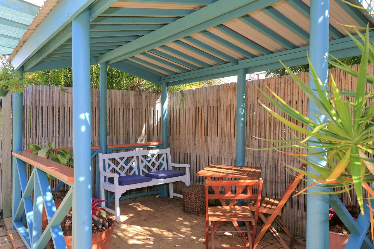 Golden Cane Bed & Breakfast Bargara Εξωτερικό φωτογραφία